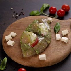 Филе грудки куриной в соусе песто с томатом и сыром п/ф вес