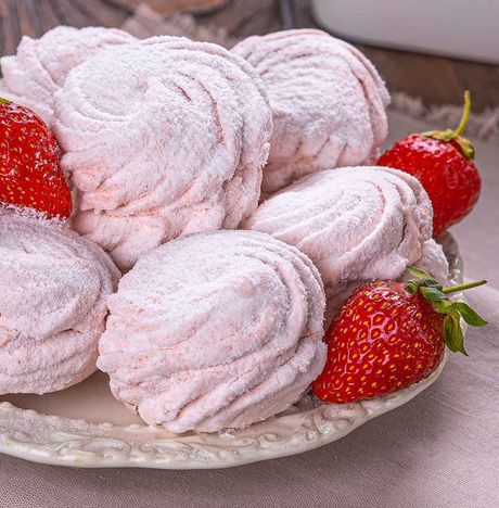 Зефир с клубникой вес