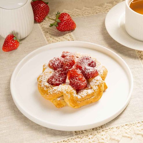 Даниш с клубникой 150г