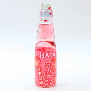 Напиток Хата Косен Рамунэ со вкус клубники газ ст/б 200мл