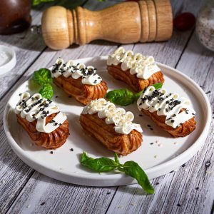 Закуска с печенью трески, яйцом и сыром вес