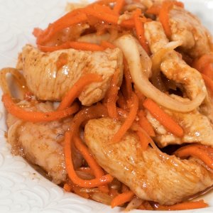 Салат Хе с мясом курицы вес