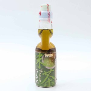 Напиток Хата Косен Рамунэ со вкус зеленого чая газ 200мл