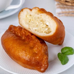 Пирожок жареный с капустой и яйцом 105г