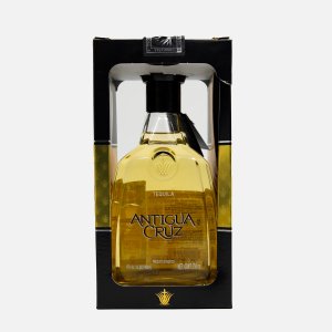 Нап спиртТекилаАнтигуаКруз Репосадо 100% Агаве Азуль 40% ст/б 0,75