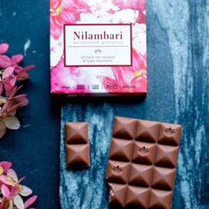 Шоколад Ниламбари Ягода-малина на кешью белый к/к 65г